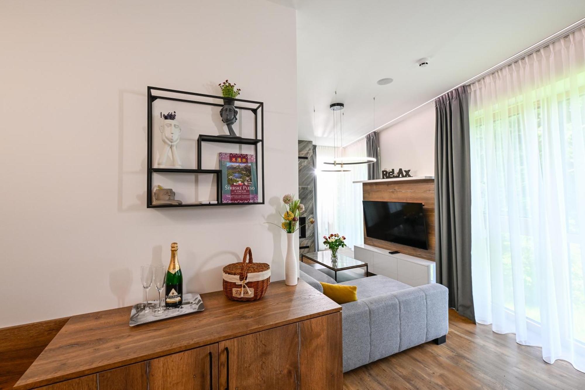 Hotel Ovruc - Rodinny Apartman 111 Štrbské Pleso 外观 照片